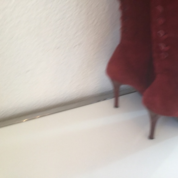 Via Spiga tall red suede.boots with sexy back button detailπ - Picture 15 of 16